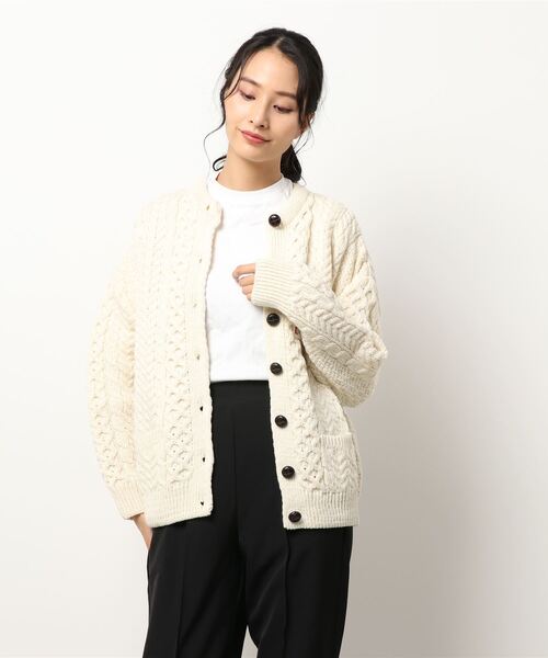 INVERALLAN（インバーアラン）の「【INVERALLAN】アランランバーカーディガン WOMEN（カーディガン/ボレロ・レディース・オートミール/ホワイト・SMALL）」の5枚目の写真