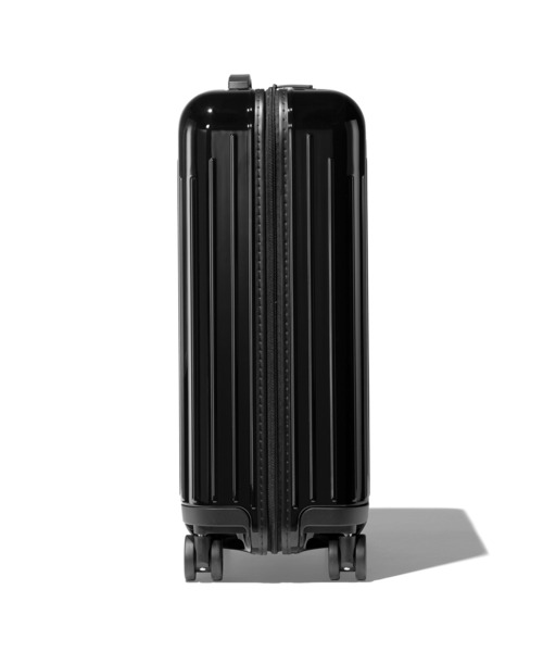 RIMOWA(リモワ)の「Essential Lite Cabin S(スーツケース/キャリーバッグ・レディース・ブラック/グリーン・31L)」の5枚目の写真