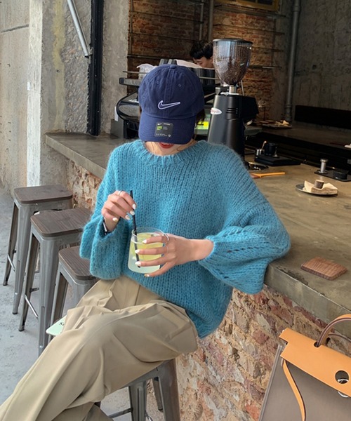 me+em select（ミームセレクト）の「ざっくり編みボリュームスリーブカラーニット（ニット/セーター・レディース・ブラウン/グリーン/ホワイト/ブルー/パープル・FREE）」の18枚目の写真