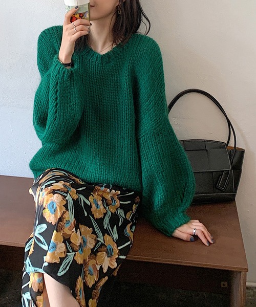 me+em select（ミームセレクト）の「ざっくり編みボリュームスリーブカラーニット（ニット/セーター・レディース・ブラウン/グリーン/ホワイト/ブルー/パープル・FREE）」の10枚目の写真