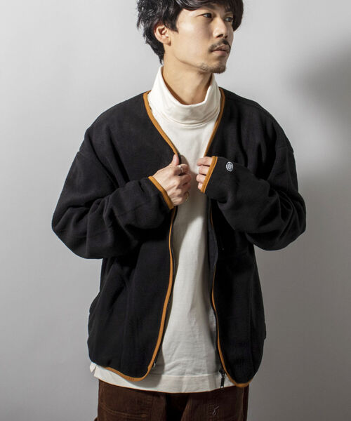 DISCUS ATHLETIC（ディスカス　アスレチック）の「【WEB限定】【DISCUS ATHLETIC】フリースジップカーディガン（カーディガン/ボレロ・メンズ・グレー/ブラック/ダークグリーン・LARGE/X-LARGE/MEDIUM）」の2枚目の写真