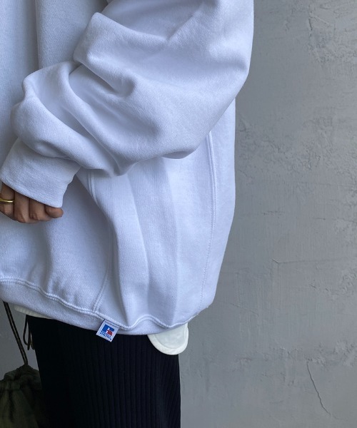 Russell Athletic（ラッセルアスレティック）の「[RUSSELL ATHLETIC/ラッセル アスレチック] BERKLEY×RUSSELL ATHLETIC 別注 オーバルロゴプリントスウェット（スウェット・レディース・ホワイト/ライトグレー・L/XL）」の19枚目の写真