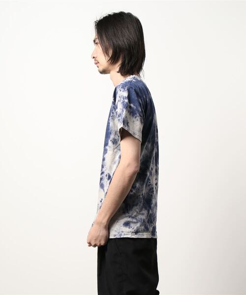 FRUIT OF THE LOOM（フルーツオブザルーム）の「ブリーチ加工Tシャツ / 半袖 / トップス / シンプル / カジュアル / 総柄 / ユニセックス（Tシャツ/カットソー・メンズ・ブラック/ネイビー・S/M/L/XL）」の3枚目の写真