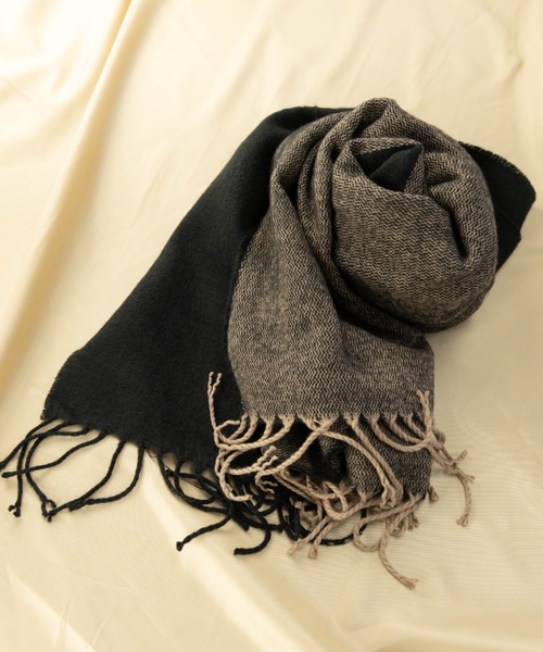 NYLAUS（ナイラス）の「アクリル 大判ストールマフラー（マフラー・メンズ・ブラック/ネイビー/グレー/キャメル/ブラック系/グレー系・FREE）」の3枚目の写真