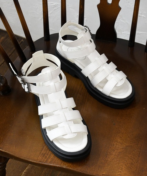 NOFALL（ノーフォール）の「厚底トラックソールグラディエーターサンダル（サンダル・レディース・ホワイト/ダークブラウン/ブラック・LL/3L/SS/S/M/L）」の2枚目の写真