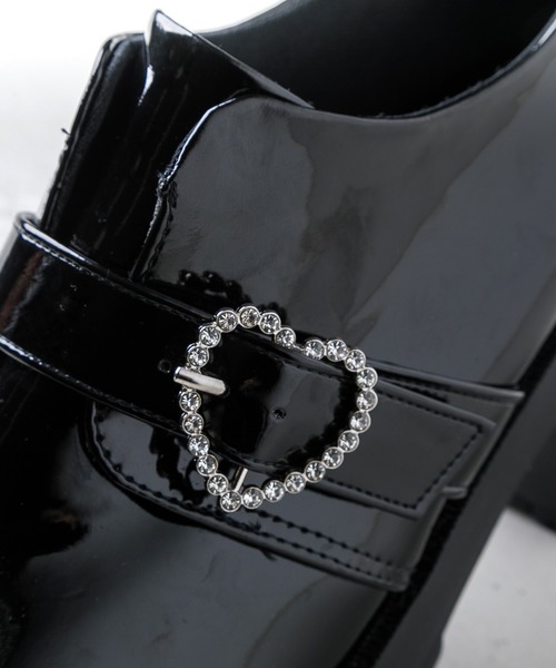 attagirl(アタガール)の「厚底ハートリングベルトブーティー(ドレスシューズ・レディース・ホワイト系その他/ブラック系その他・S/M/L/LL/3L)」の4枚目の写真