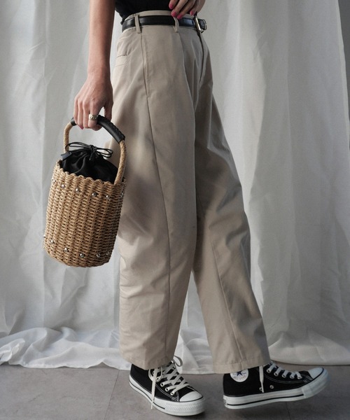 CURI BISCUI（キュリ　ビスキュイ）の「スタッズデザイン カゴバッグ（トートバッグ・レディース・ブラウン/グレー/ベージュ×ブラック・FREE）」の3枚目の写真