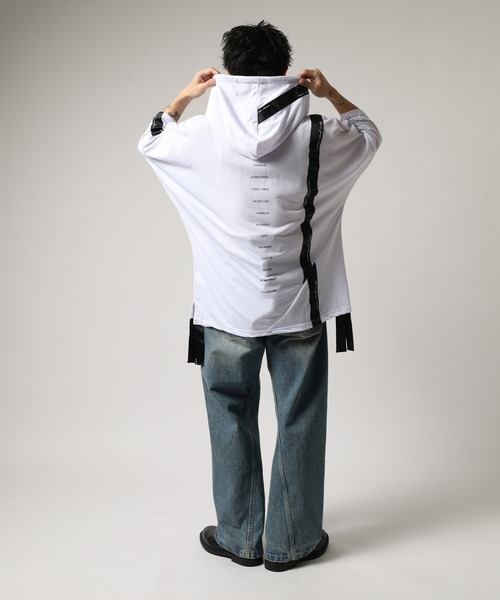 RE730(アールイーセブンサーティー)の「Asymmetric dolman T-hoodie / アシンメトリードルマンTパーカー(パーカー・メンズ・ブラック/ブラック系その他/ホワイト/ホワイト系その他/マルチ/ブラック系その他2・XL/M/L)」の17枚目の写真