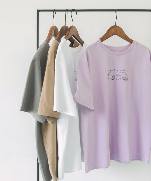 titivate（ティティベイト）の「はぴだんぶいロゴプリントTシャツ（Tシャツ/カットソー・レディース・オフホワイト/ライトパープル/ライトブラウン/チャコール・FREE）」の4枚目の写真