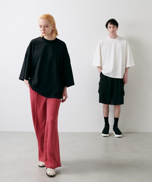 Lui's（ルイス）の「プレミアムスビンモダンビッグシルエットTシャツ（Tシャツ/カットソー・メンズ・ホワイト/ブラック/ライトベージュ・FREE）」の5枚目の写真