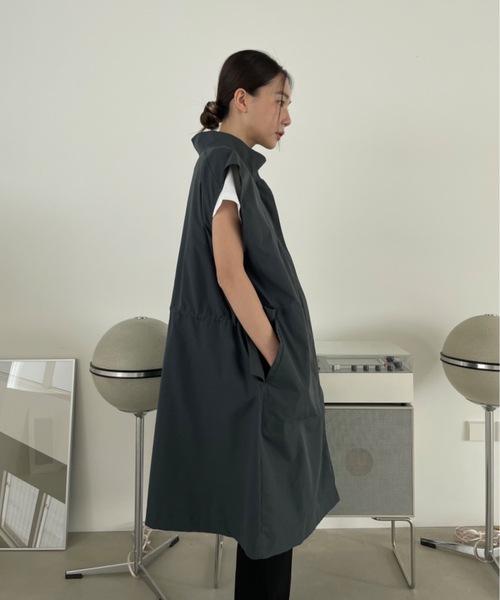 Didot.showroom（ディドット ショールーム）の「スタンドカラー