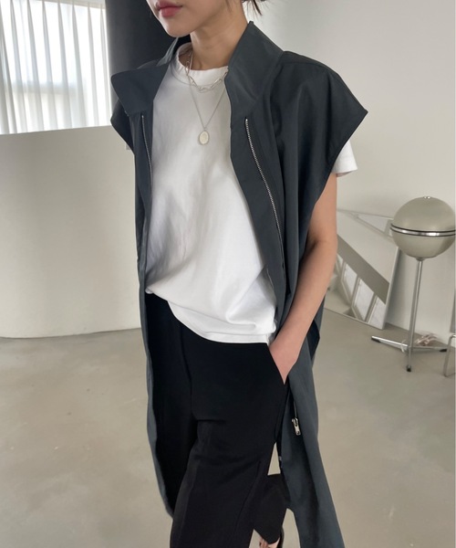 Didot.showroom（ディドット ショールーム）の「スタンドカラーロングベスト（ベスト・レディース・カーキ/ダークグレー・FREE）」の9枚目の写真