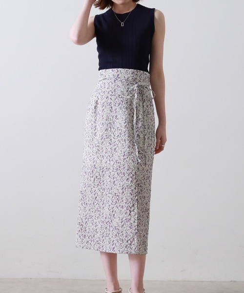 Cheek（チーク）の「ランダムリブノースリニット（ニット/セーター・レディース・イエロー/ネイビー/アイボリー/ブルー・MEDIUM）」の14枚目の写真