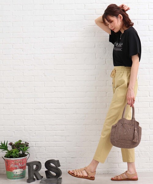 SHOO・LA・RUE(シューラルー)の「◆【S-L】シンプルロゴプリントTシャツ(Tシャツ/カットソー・レディース・ブラック/グリーン・01/02/03)」の22枚目の写真