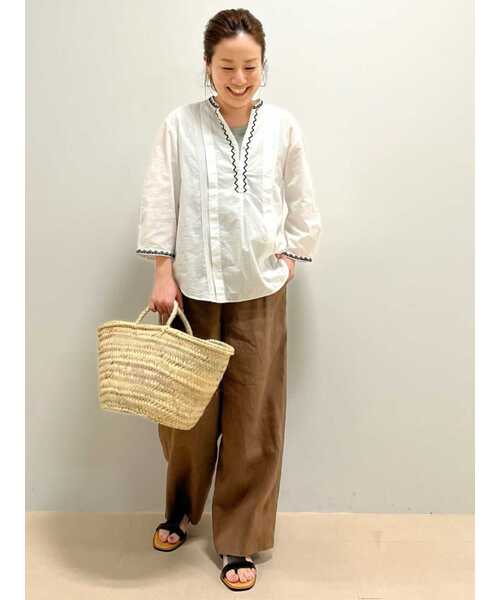 human woman（ヒューマンウーマン）の「麻混ワイドパンツ（その他パンツ・レディース・ベージュ系その他/ベージュ系その他2・SMALL/MEDIUM/LARGE/X-SMALL）」の21枚目の写真