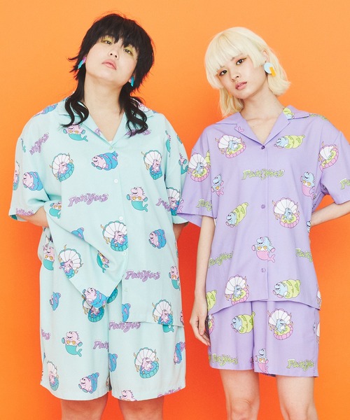 PUNYUS(プニュズ)の「DINO総柄オープンカラーシャツ(シャツ/ブラウス・レディース・ブラック/ライトパープル/グリーン・1/2/4/3)」の10枚目の写真