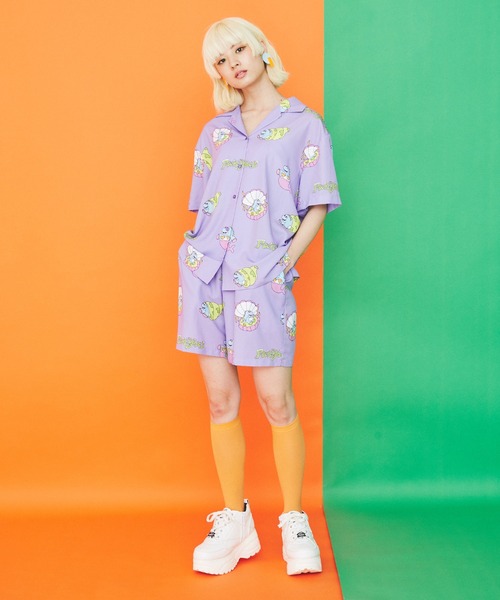 PUNYUS(プニュズ)の「DINO総柄オープンカラーシャツ(シャツ/ブラウス・レディース・ブラック/ライトパープル/グリーン・1/2/4/3)」の11枚目の写真