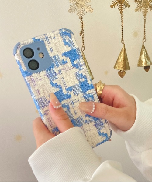 tolene(トレネ)の「ツィード ニットプリント スマホカバー iPhoneケース ( 7 / 8 / SE2 / 11 / 11Pro / 11Pro max / 12 / 12pro / 12pro max / 12mini / 13 /13pro / 13promax)(スマホケース/カバー・レディース・オフホワイト/ブルー・K/F/A/C/E/H/J/D/B/G/I)」の13枚目の写真