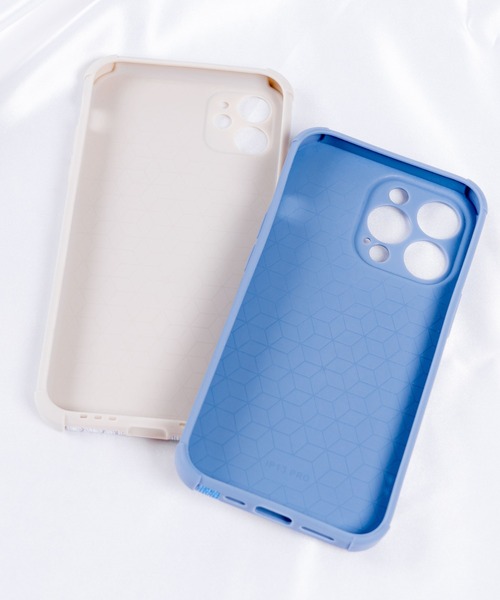 tolene(トレネ)の「ツィード ニットプリント スマホカバー iPhoneケース ( 7 / 8 / SE2 / 11 / 11Pro / 11Pro max / 12 / 12pro / 12pro max / 12mini / 13 /13pro / 13promax)(スマホケース/カバー・レディース・オフホワイト/ブルー・K/F/A/C/E/H/J/D/B/G/I)」の11枚目の写真