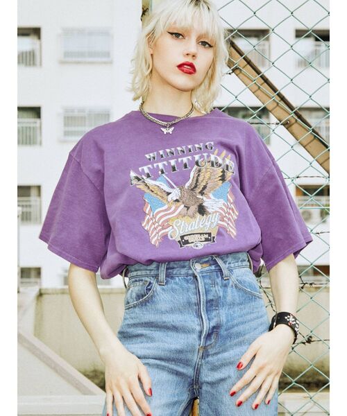 jouetie（ジュエティ）の「EAGLEロゴ BIG Tシャツ（Tシャツ/カットソー・レディース・オフホワイト/ブラック/パープル・MEDIUM）」の5枚目の写真