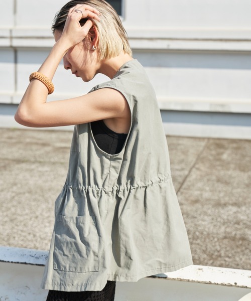 Auntie Rosa Holiday(アンティローザホリデー)の「ノーカラーミリタリーベスト(ベスト・レディース・ブラック/カーキ/オリーブ・FREE)」の15枚目の写真