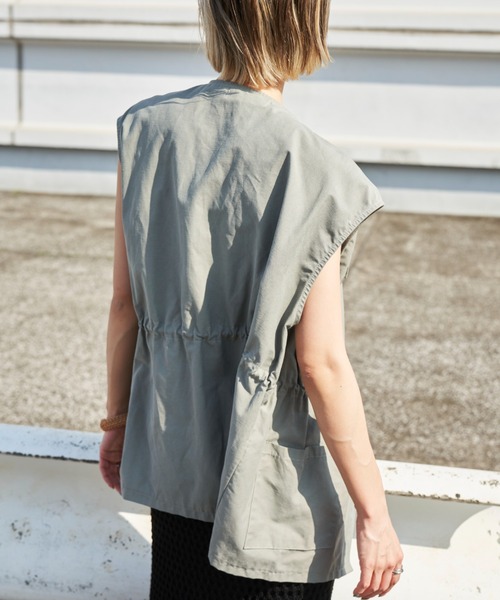 Auntie Rosa Holiday(アンティローザホリデー)の「ノーカラーミリタリーベスト(ベスト・レディース・ブラック/カーキ/オリーブ・FREE)」の16枚目の写真