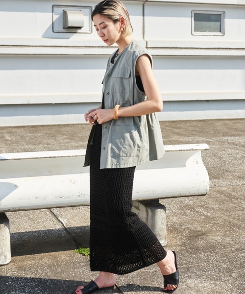 Auntie Rosa Holiday(アンティローザホリデー)の「ノーカラーミリタリーベスト(ベスト・レディース・ブラック/カーキ/オリーブ・FREE)」の22枚目の写真