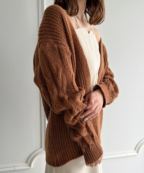 Loueme（ルエム）の「【2022AW】ドロップショルダールーズサイズカーディガン（カーディガン/ボレロ・レディース・ホワイト/ブラウン/ピンク・FREE）」の13枚目の写真