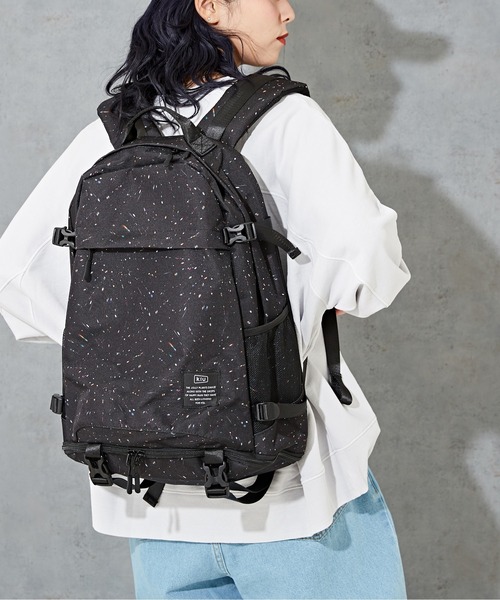 [キウ] 600D バックパック (ブラック, Free Size) KiU（キウ）の「KiUキウ600Dバックパック（バックパック/リュック