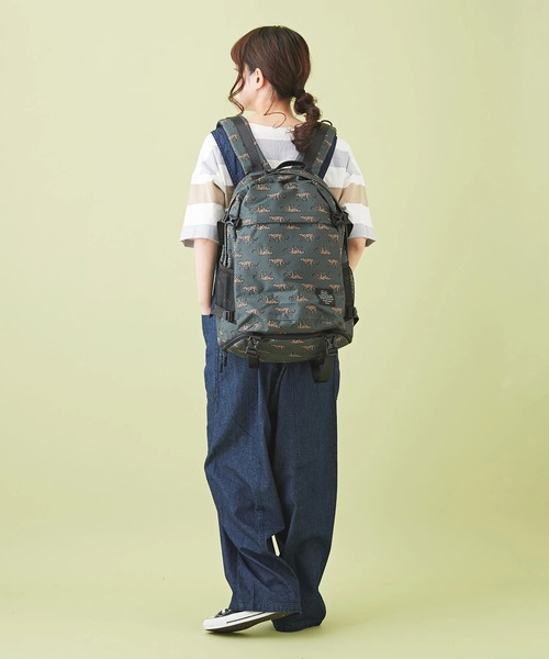 [キウ] 600D バックパック (ブラック, Free Size) KiU（キウ）の「KiUキウ600Dバックパック（バックパック/リュック