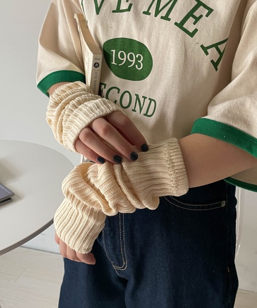 WEGO(ウィゴー)の「WEGO/2WAYカバー(アームカバー・レディース・ホワイト/ブラック/ベージュ/オフホワイト/ピンク/ライム/オレンジ/ブルー・FREE)」の3枚目の写真