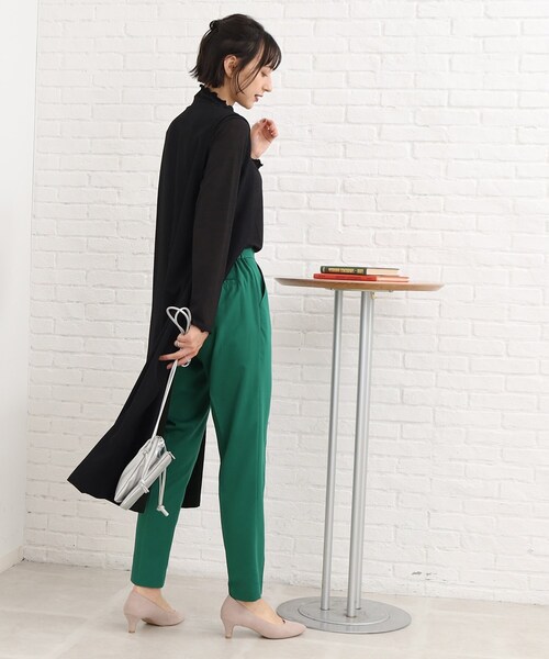 SHOO・LA・RUE(シューラルー)の「◆【美脚シルエット】センタープレス テーパードパンツ(その他パンツ・レディース・ナチュラル/ダークグリーン/ブラック/イエロー/チャコールグレー/ベージュ系1・05/03/04/02/01/10)」の21枚目の写真