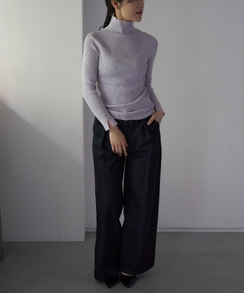 TRIANGLE PALETTE(トライアングルパレット)の「袖釦ボトルネックリブニット(ニット/セーター・レディース・ライトグレー/ベージュ/ブルー/アイボリー/ブラック/ラベンダー/ブラウン/ミント・FREE)」の21枚目の写真