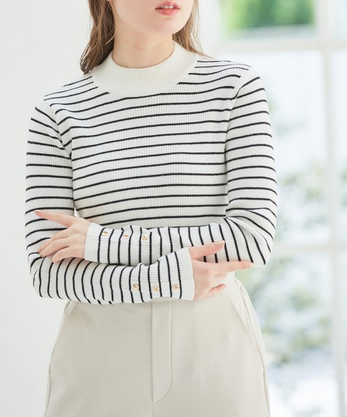 Honeys（ハニーズ）の「抗菌リブハイネックニット（ニット/セーター・レディース・グリーン/ブラック×ホワイト/アイボリー/ホワイト×ブラック/ブラック/オレンジ系その他・S/M/L/LL）」の3枚目の写真