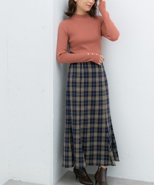 Honeys（ハニーズ）の「抗菌リブハイネックニット（ニット/セーター・レディース・グリーン/ブラック×ホワイト/アイボリー/ホワイト×ブラック/ブラック/オレンジ系その他・S/M/L/LL）」の17枚目の写真