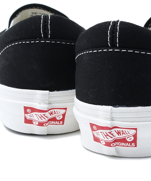 VANS（バンズ）の「【Ciaopanic】【ＶＡＮＳ】CLASSICSLIP-ON（スニーカー・メンズ・スミクロ/ホワイト/ブラック・9/10/6/8/5/7）」の4枚目の写真