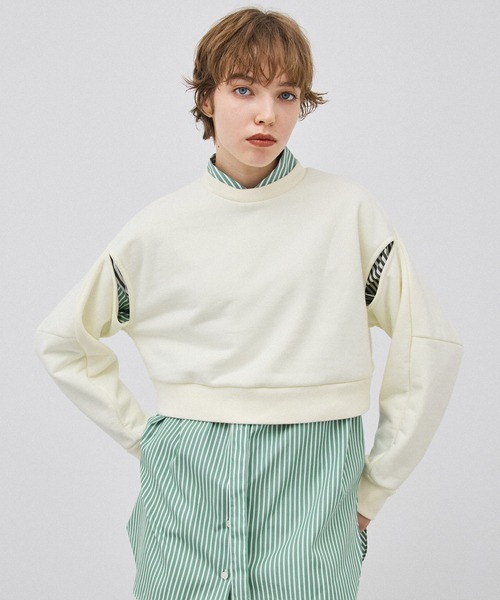 PUBLIC TOKYO（パブリックトウキョウ）の「ショルダースリットショートスウェット（スウェット・レディース・アイボリー/ブラック/ベージュ/ライム・FREE）」の14枚目の写真