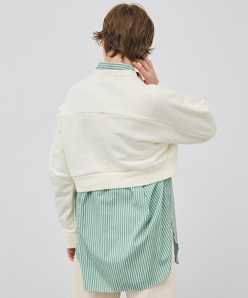 PUBLIC TOKYO（パブリックトウキョウ）の「ショルダースリットショートスウェット（スウェット・レディース・アイボリー/ブラック/ベージュ/ライム・FREE）」の16枚目の写真
