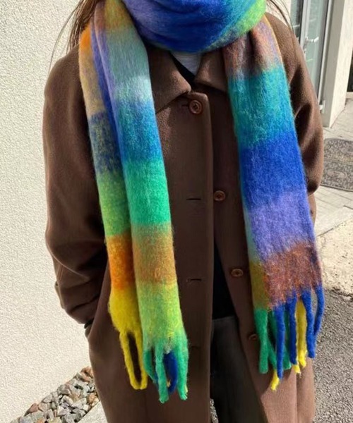 Chaco closet（チャコ クローゼット）の「ボリュームフリンジチェックマフラー（マフラー・レディース・グレー/ブラウン/ブルー/イエロー/パープル/ピンク/グリーン/レッド・FREE）」の13枚目の写真