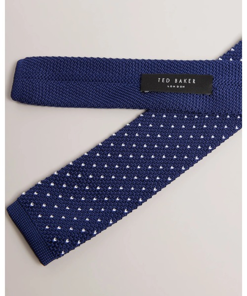 Ted Baker(テッドベーカー)の「KNITENA ニット ネクタイ(ドットプリント)(ネクタイ・メンズ・ネイビー・O/S)」の4枚目の写真