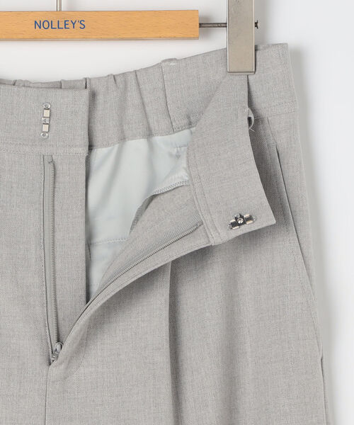 NOLLEY’S(ノーリーズ)の「ウォッシャブルタックワイドパンツ(その他パンツ・レディース・オフホワイト/ライトグレー・34/36/38)」の9枚目の写真