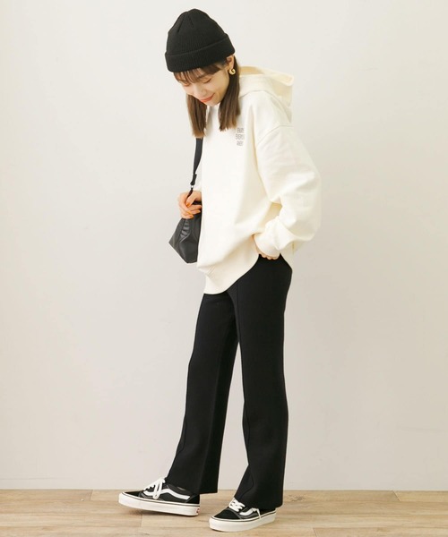 URBAN RESEARCH Sonny Label（アーバンリサーチサニーレーベル）の「『蓄熱機能』ウォームストレートニットパンツ（その他パンツ・レディース・モカ/グレー系その他/ブラック・FREE）」の9枚目の写真