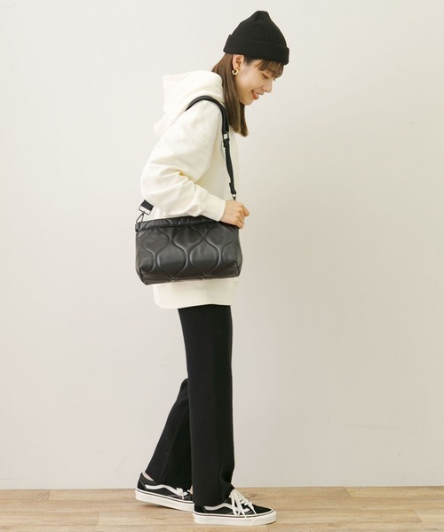 URBAN RESEARCH Sonny Label（アーバンリサーチサニーレーベル）の「『蓄熱機能』ウォームストレートニットパンツ（その他パンツ・レディース・モカ/グレー系その他/ブラック・FREE）」の11枚目の写真