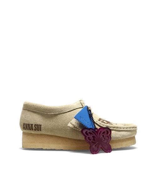 ANNA SUI(アナスイ)の「Clarks Wmns Wallabee ANNA SUI atmos(WOMENS)(ブーツ・レディース・ベージュ・UK3.5/UK4/UK5/UK5.5/UK6/UK3)」の13枚目の写真
