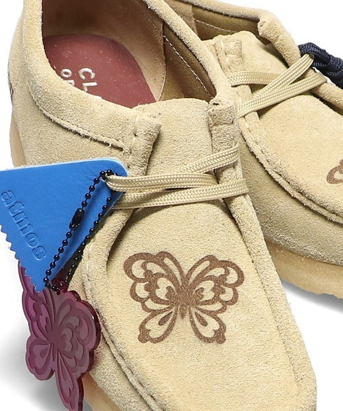 ANNA SUI(アナスイ)の「Clarks Wmns Wallabee ANNA SUI atmos(WOMENS)(ブーツ・レディース・ベージュ・UK3.5/UK4/UK5/UK5.5/UK6/UK3)」の7枚目の写真