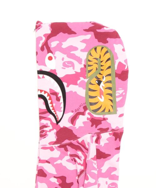 A BATHING APE（アベイシングエイプ）の「WOODLAND CAMO SHARK