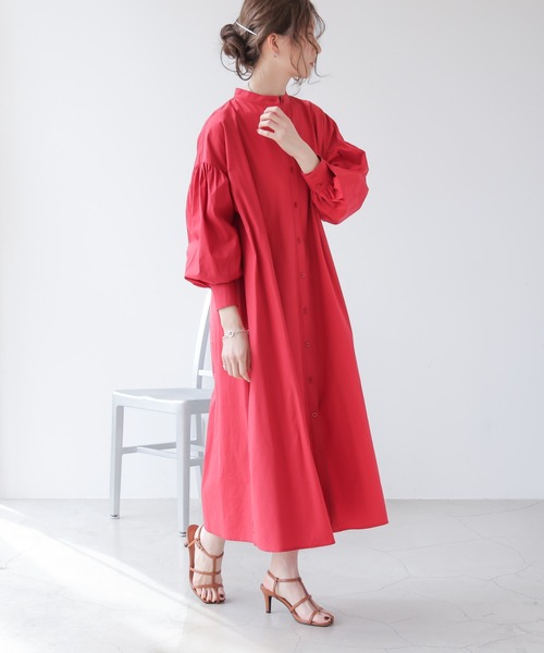 frames RAY CASSIN(フレームスレイカズン)の「WEB限定 ボリュームスリーブバンドカラーワンピース(シャツワンピース・レディース・オフホワイト/レッド/ブラック・FREE)」の3枚目の写真