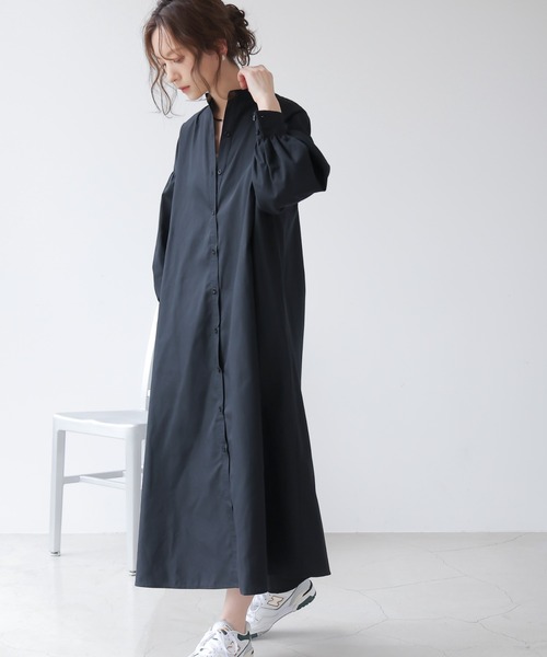 frames RAY CASSIN(フレームスレイカズン)の「WEB限定 ボリュームスリーブバンドカラーワンピース(シャツワンピース・レディース・オフホワイト/レッド/ブラック・FREE)」の16枚目の写真