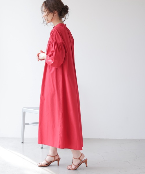 frames RAY CASSIN(フレームスレイカズン)の「WEB限定 ボリュームスリーブバンドカラーワンピース(シャツワンピース・レディース・オフホワイト/レッド/ブラック・FREE)」の10枚目の写真