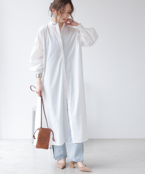 frames RAY CASSIN(フレームスレイカズン)の「WEB限定 ボリュームスリーブバンドカラーワンピース(シャツワンピース・レディース・オフホワイト/レッド/ブラック・FREE)」の20枚目の写真